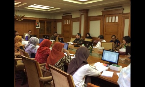 Rapat Pembahasan Rancangan Peraturan Gubernur tentang Petunjuk Pelaksanaan Peraturan Daerah tentang Pengelolaan Daerah Aliran Sungai
